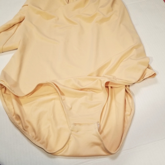 Bodysuit in Nude color 2XL - Picture 2 of 4